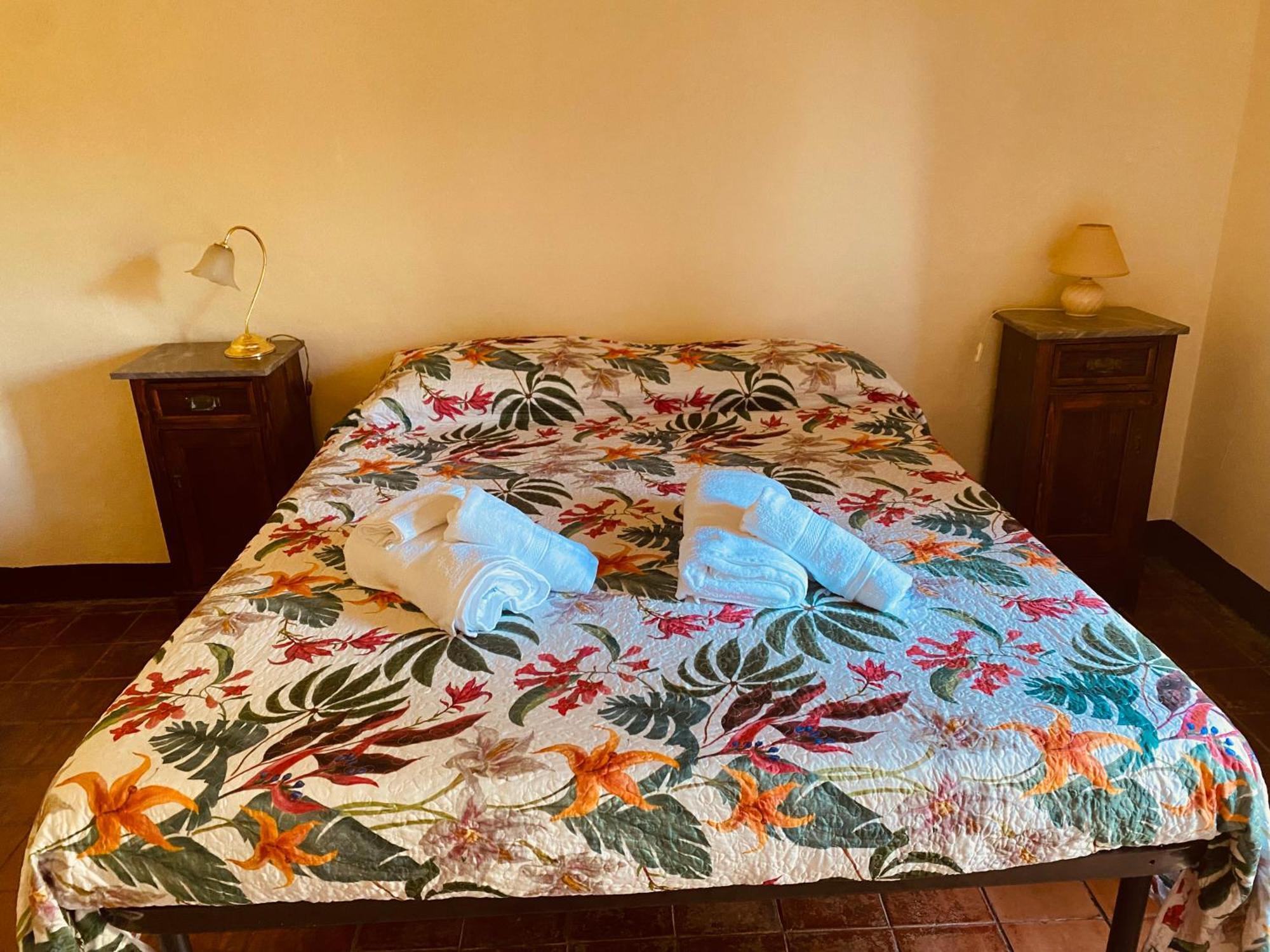 Agriturismo La Concia Giuncarico Kültér fotó