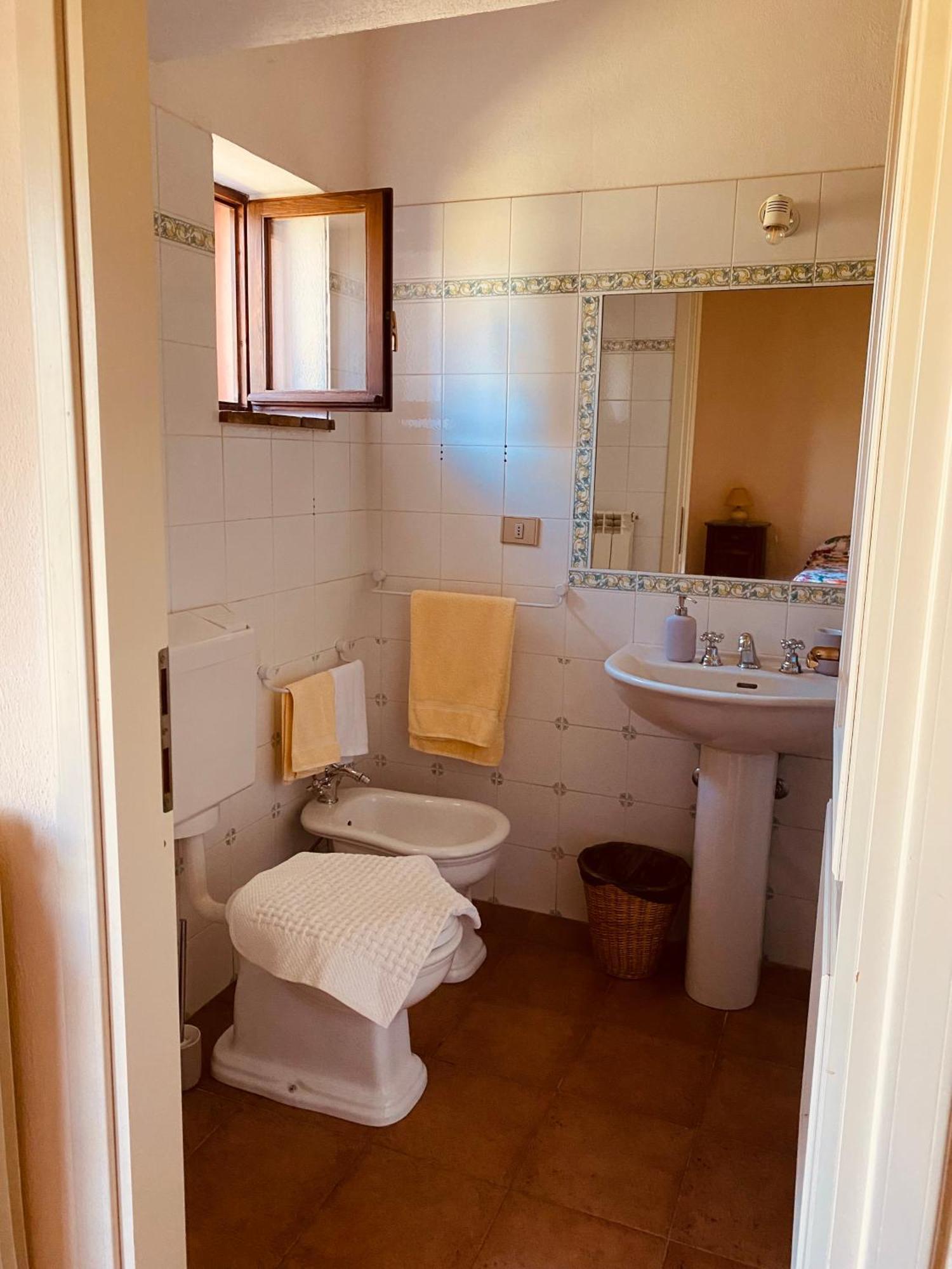 Agriturismo La Concia Giuncarico Kültér fotó